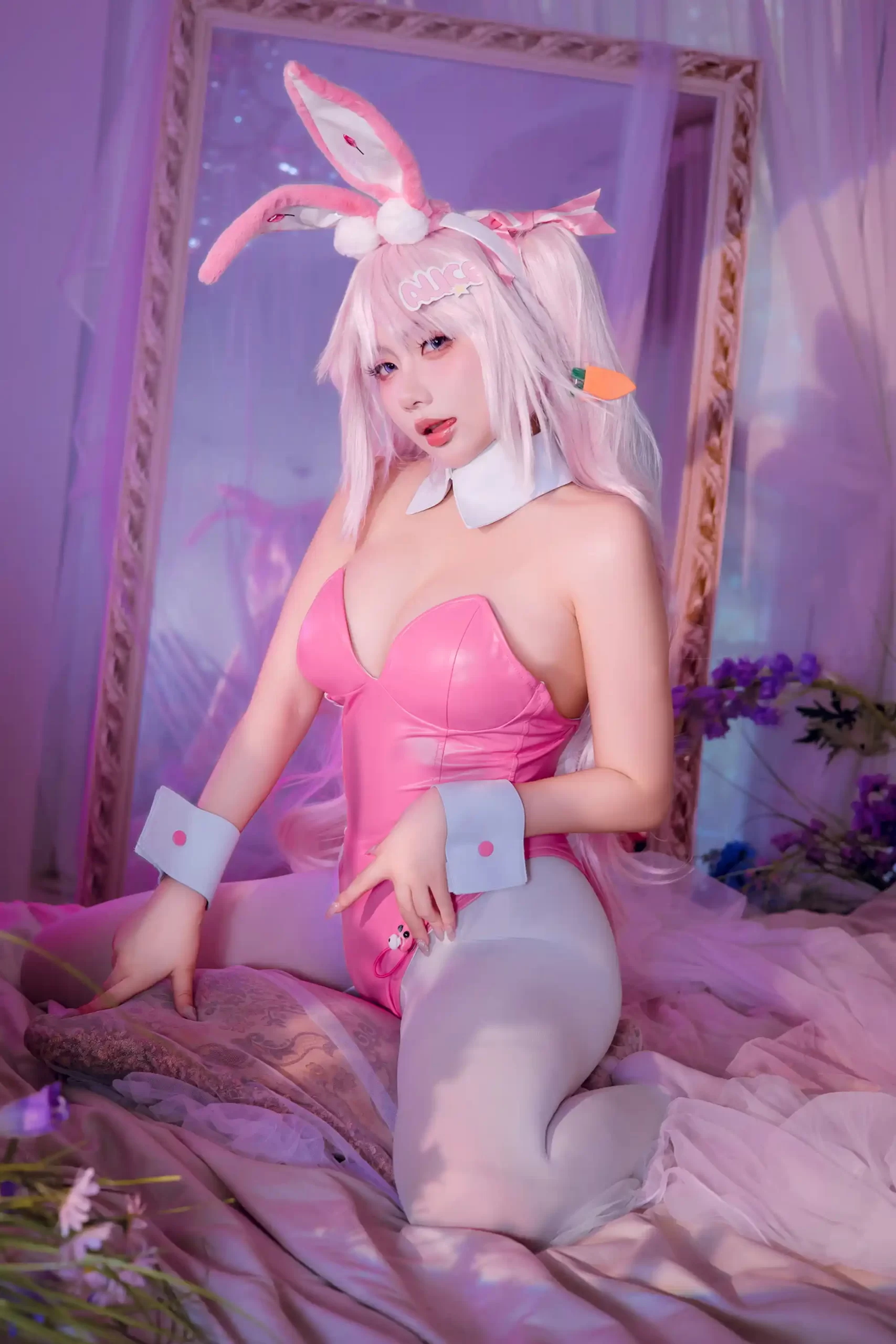 是一只熊仔吗 Shi yi zhixiong zi ma cosplay Alice NIKKE 19 scaled