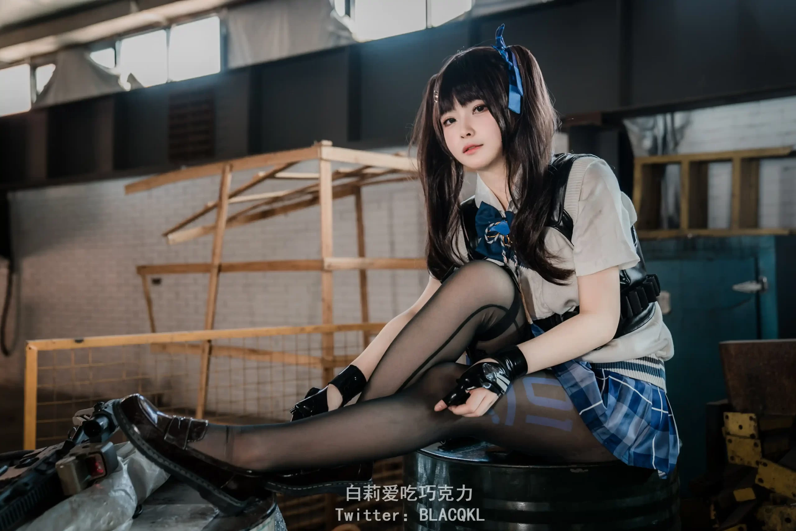 Blacqkl 白莉爱吃巧克力 Guan Xiaoyu 16 scaled