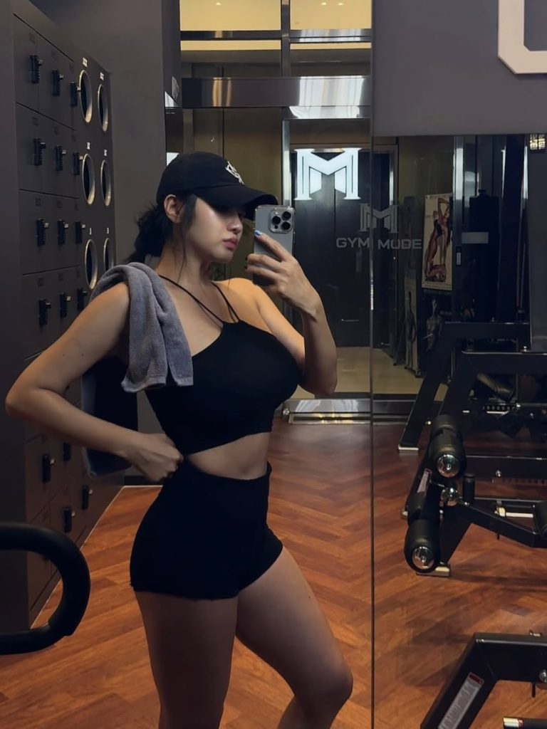 Choi hayoung @tashay0ung