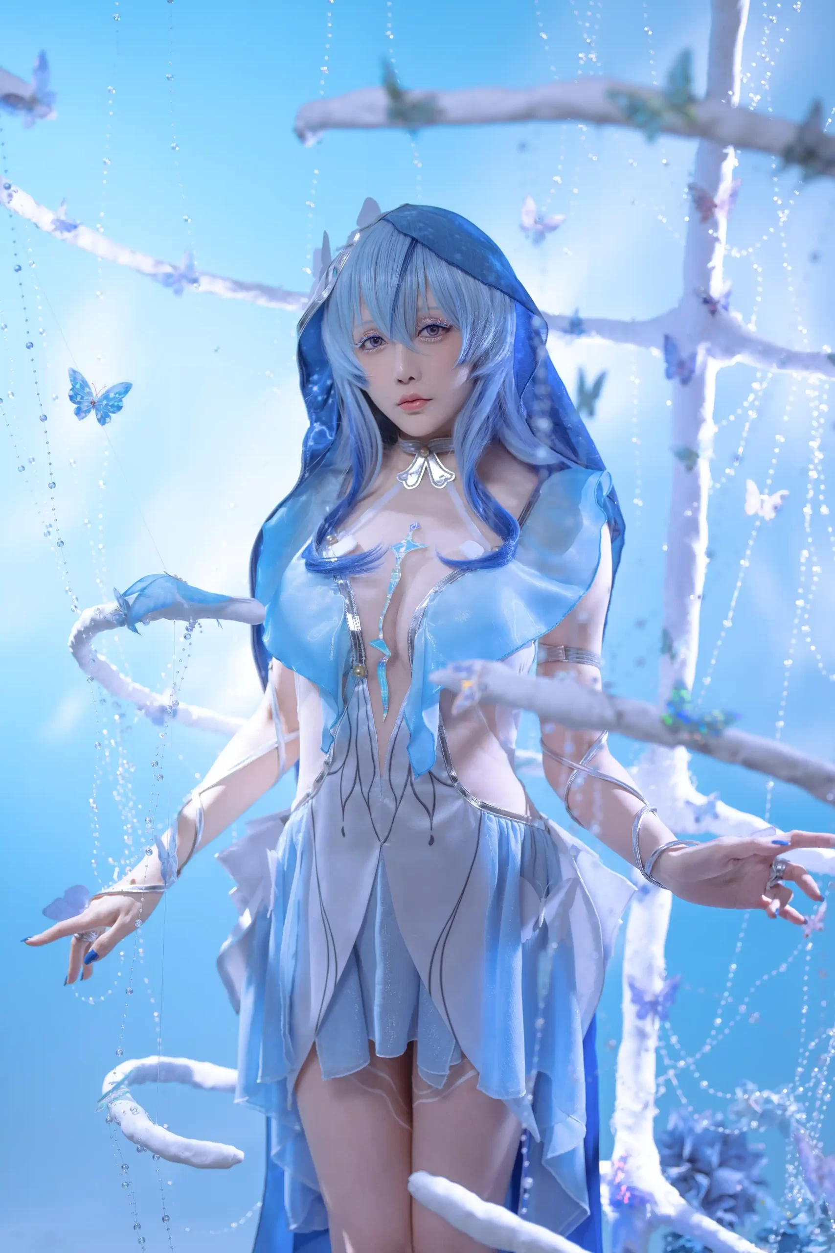 Hoshilily (星之迟迟) The Shorekeeper Cosplay – Reality Just Restarted Because She Looked Too Perfect ♡ | Wuthering Waves