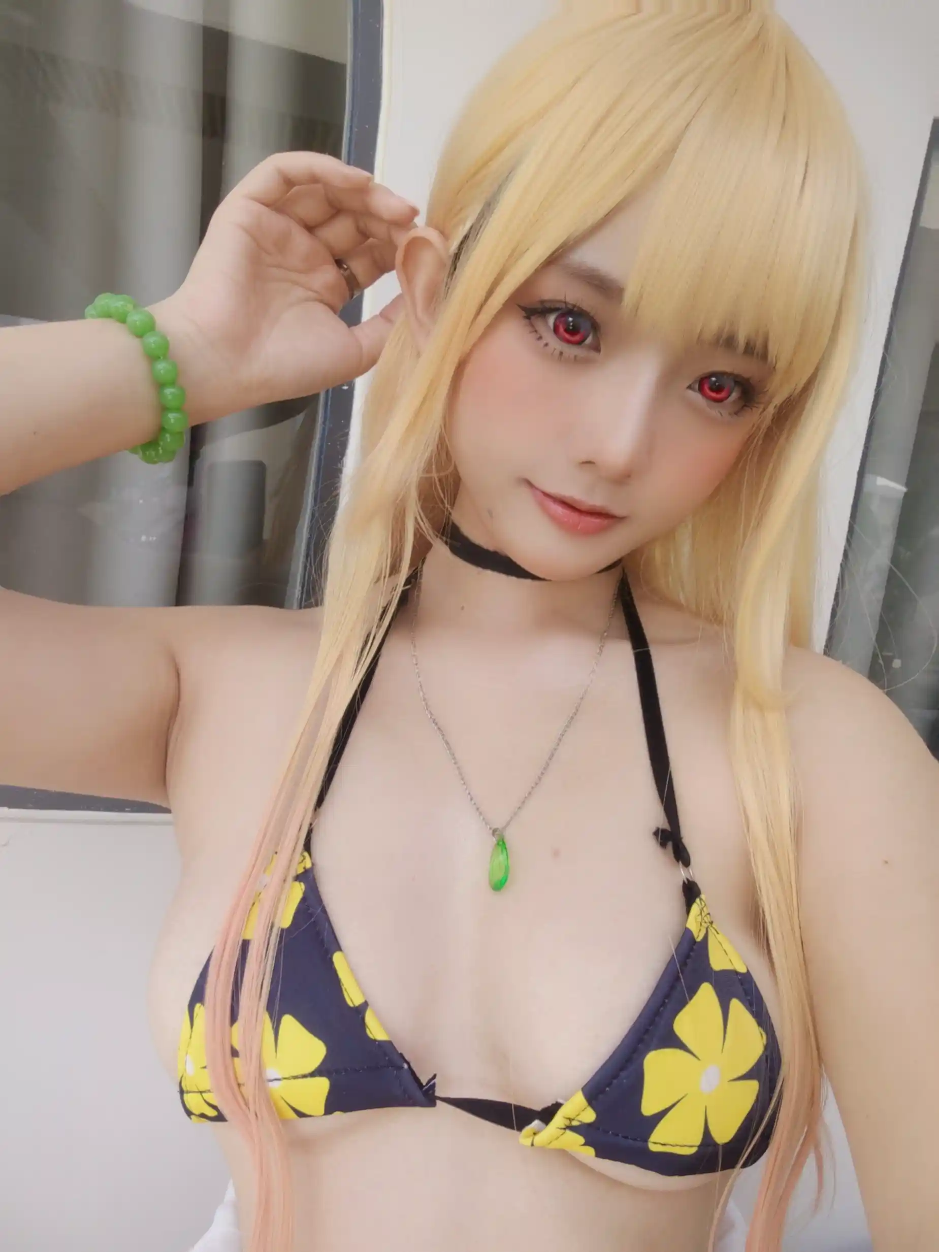 Messie Huang写真 cosplay Marin Kitagawa Sono Bisque Doll 32