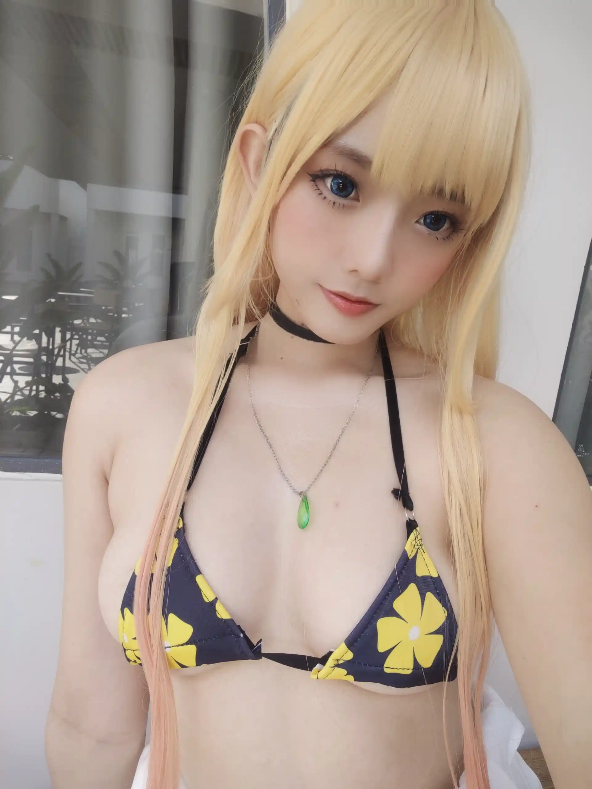 Messie Huang写真 cosplay Marin Kitagawa Sono Bisque Doll 21