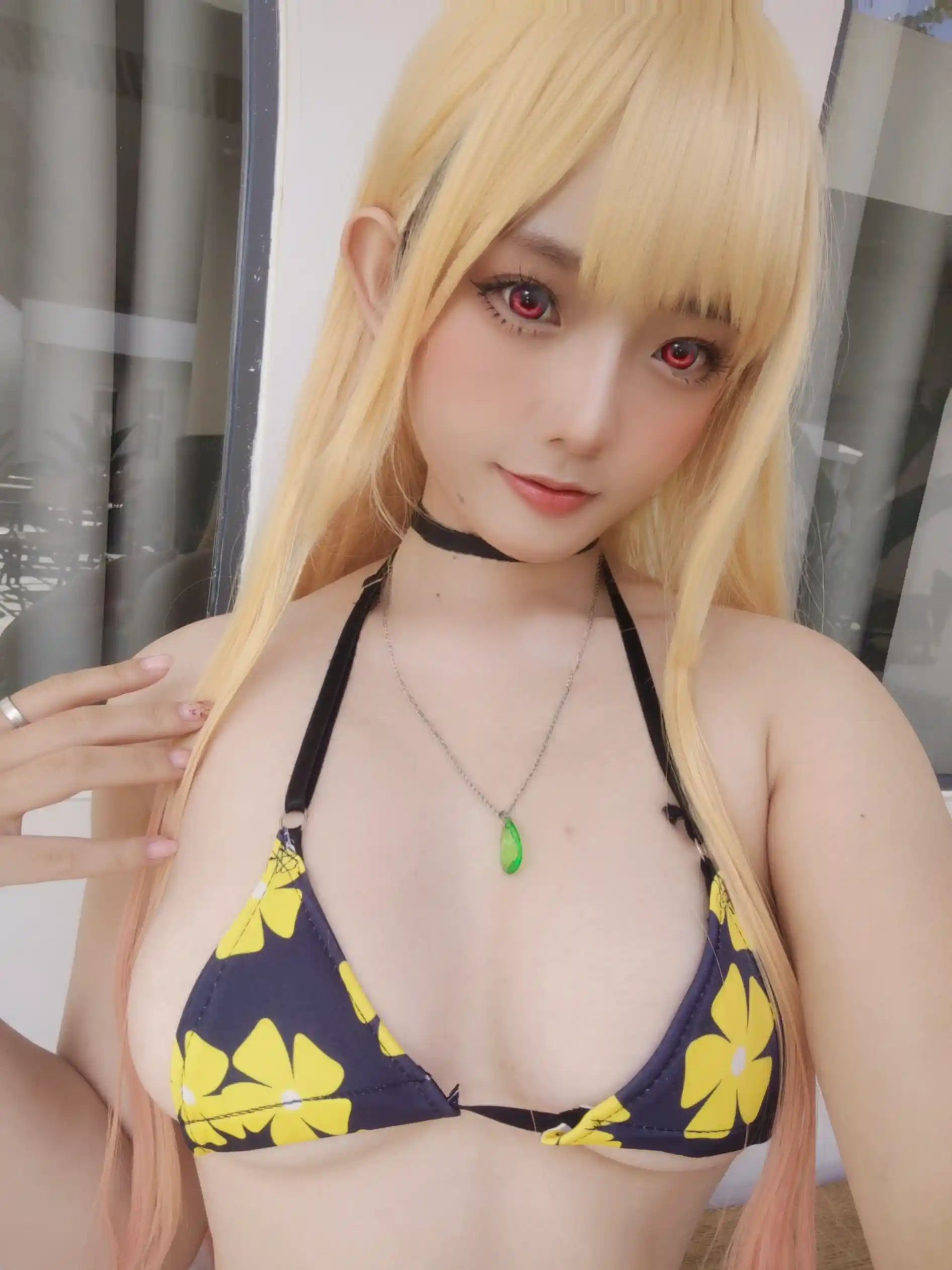 Messie Huang写真 cosplay Marin Kitagawa Sono Bisque Doll 33