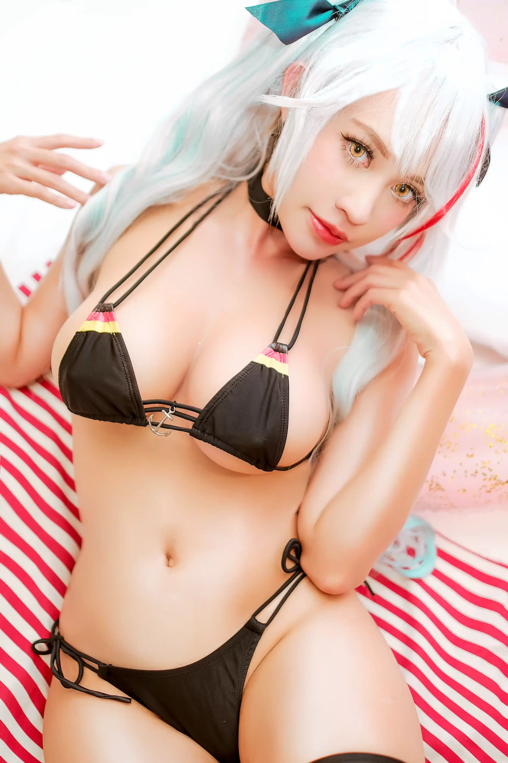 PingPing cosplay Prinz Eugen Swimsuit Azur Lane 11 scaled