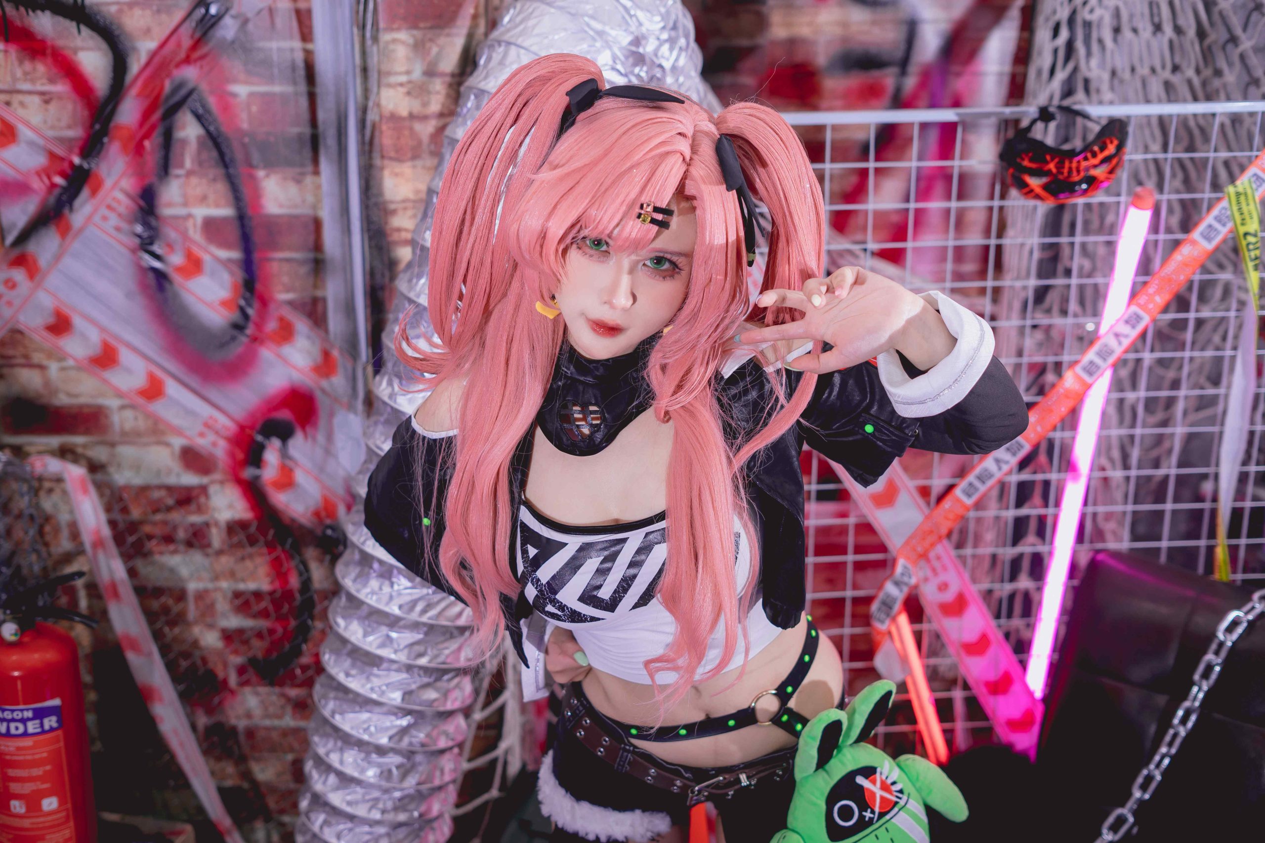 Pyoncos ピオン cosplay Nicole Demara Zenless Zone Zero 8 scaled