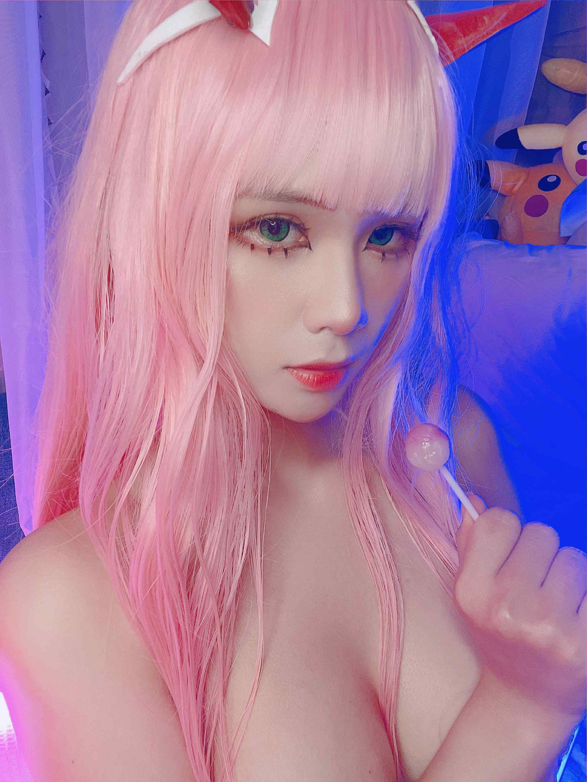 Pyoncos ピオン cosplay Zero Two Darling in the Franxx 30 scaled