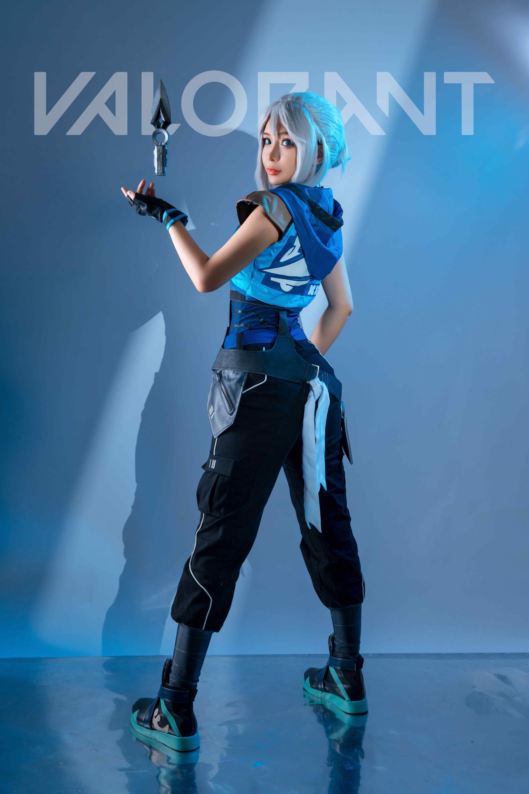 Umeko J cosplay Jett Valorant 1 scaled