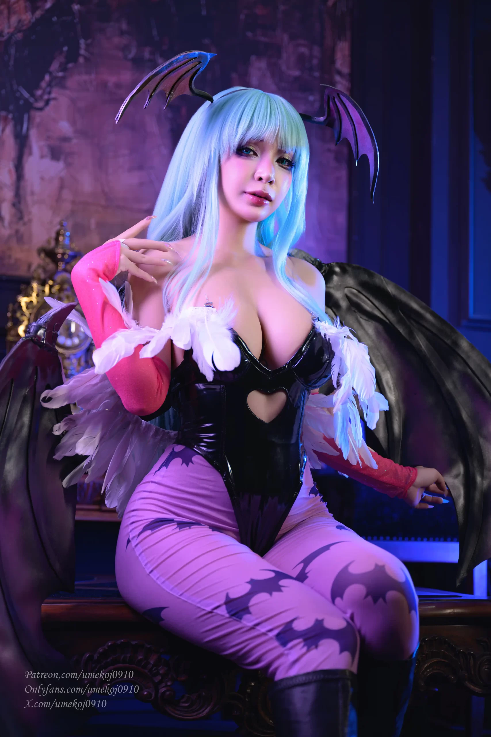 Umeko J cosplay Morrigan Aensland Darkstalkers 23 scaled