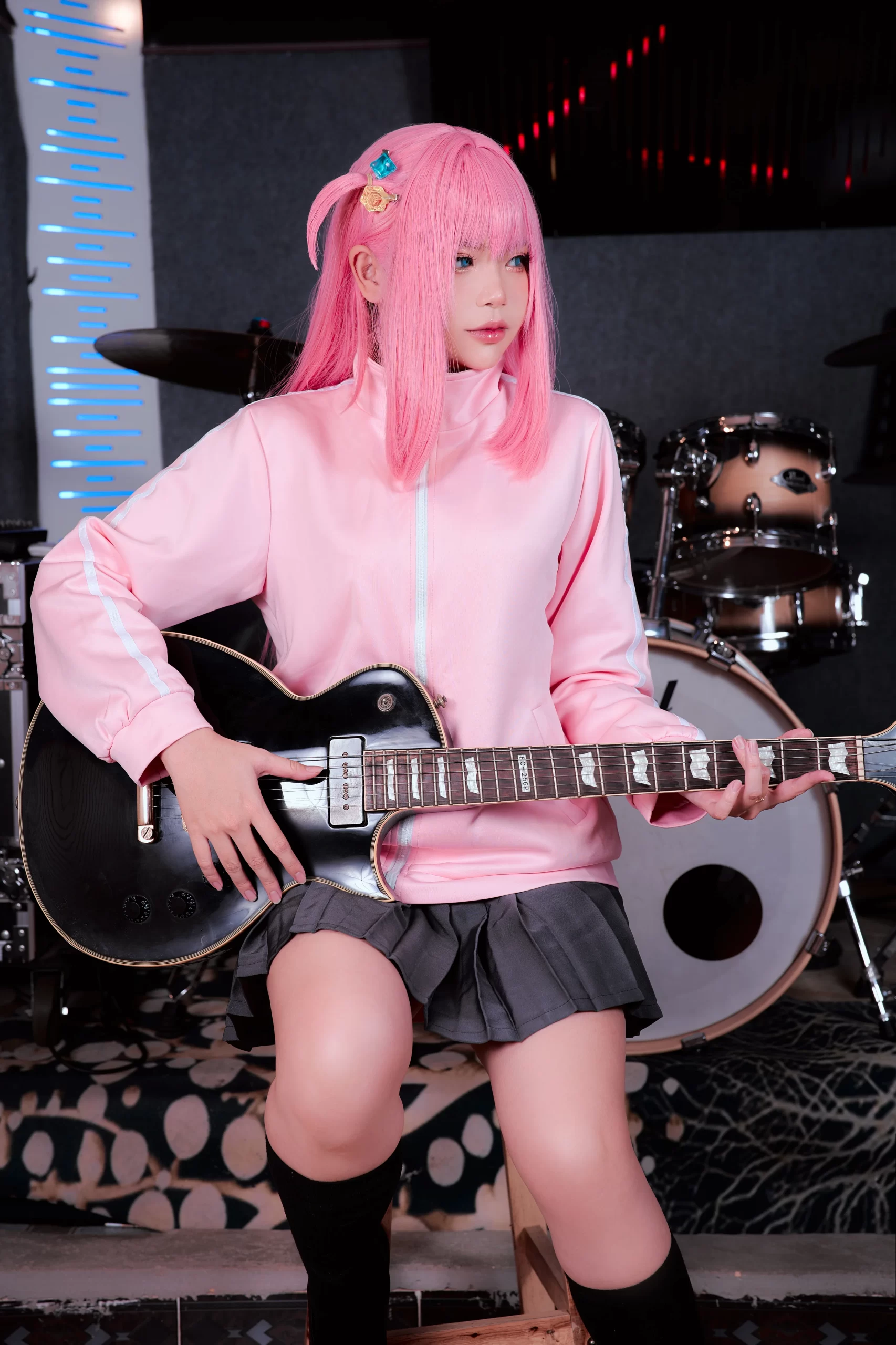 ZinieQ ジニCosplayer cosplay Bocchi – Bocchi The Rock 3 scaled