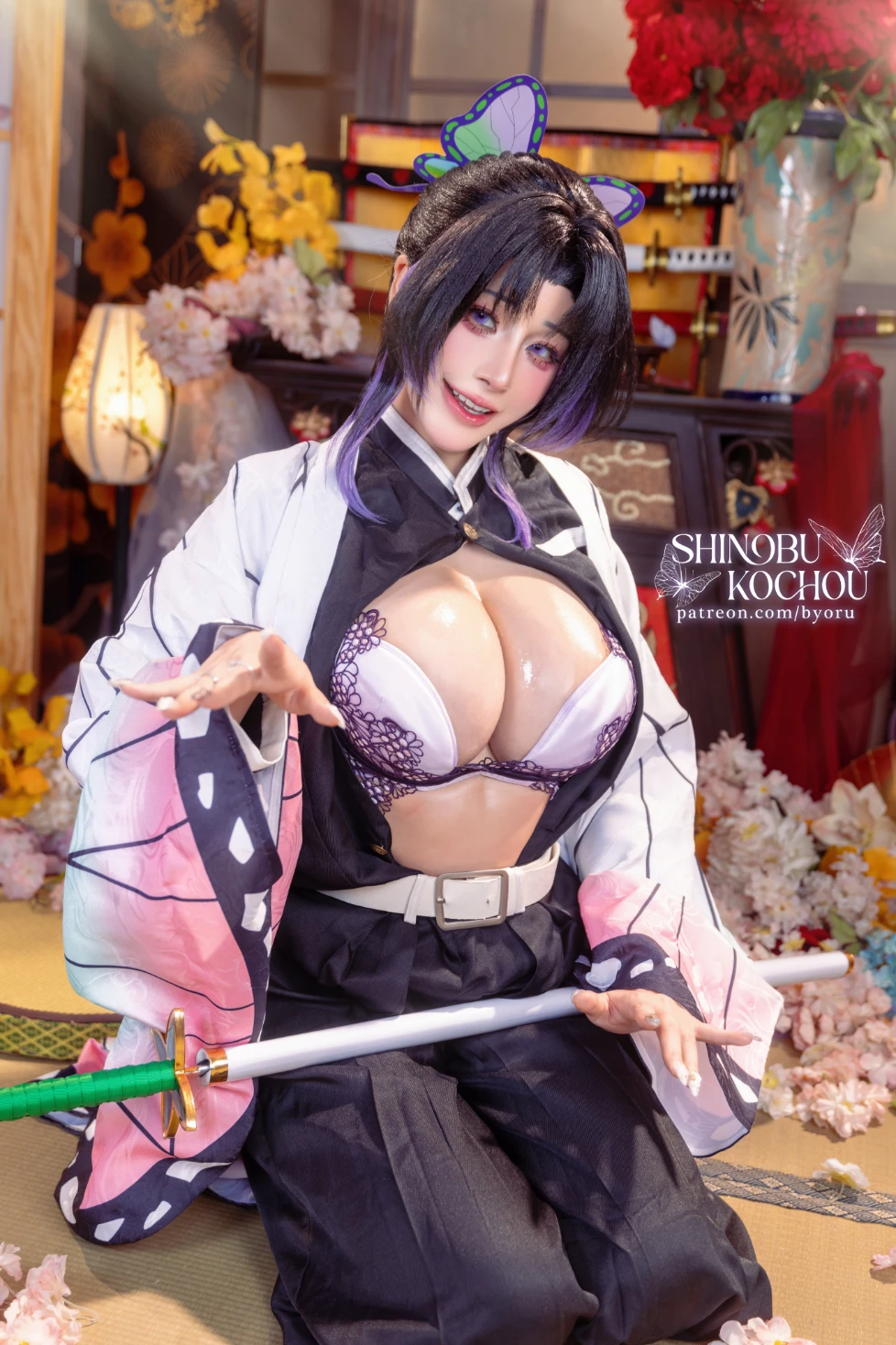 Byoru ビョル cosplay Shinobu Kocho Kimetsu No Yaiba 13