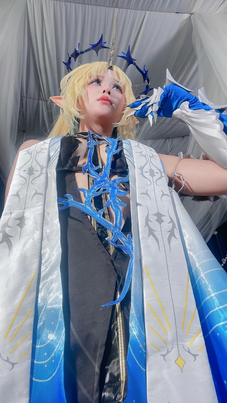 Pyoncos ピオン cosplay Fleurdelys Wuthering Waves 46