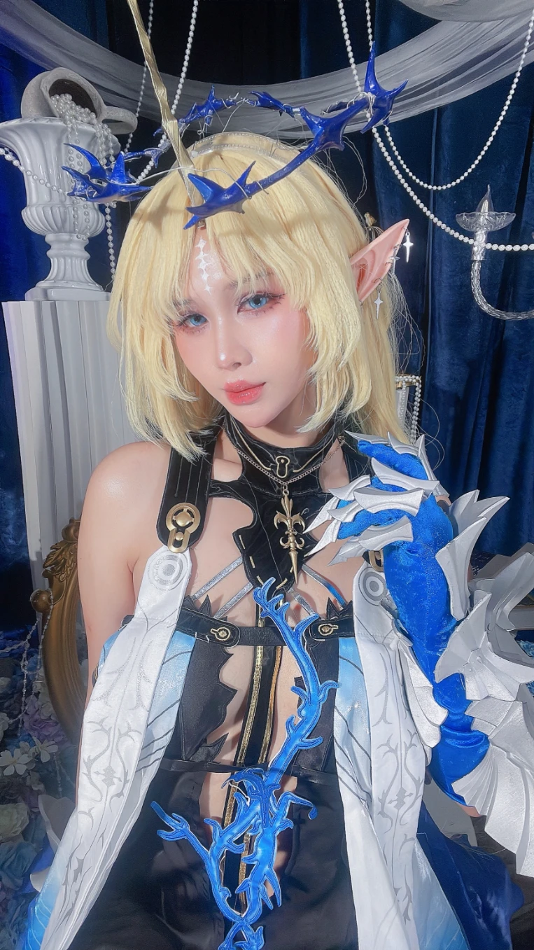 Pyoncos ピオン cosplay Fleurdelys Wuthering Waves 50