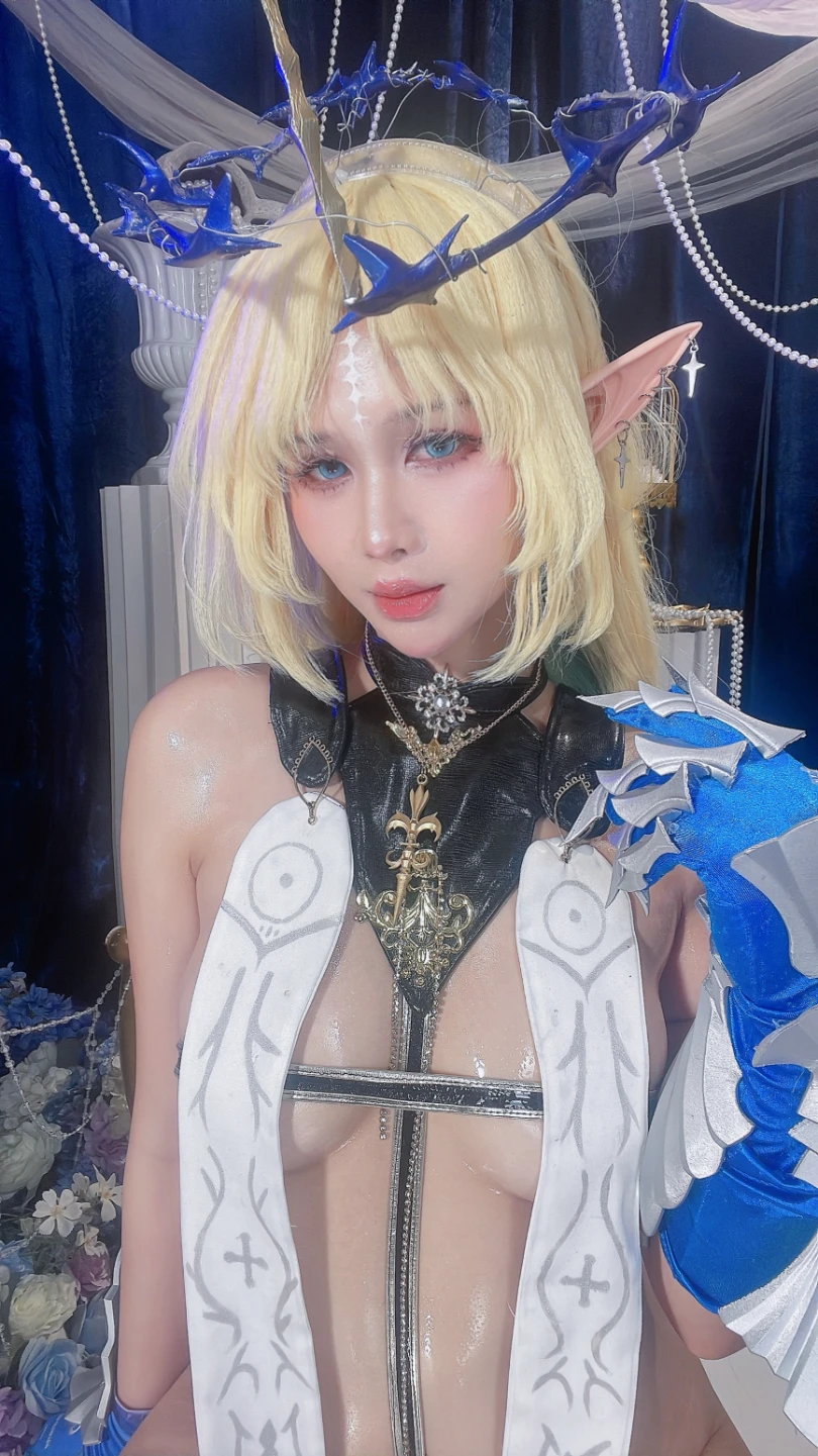 Pyoncos ピオン cosplay Fleurdelys Wuthering Waves 55