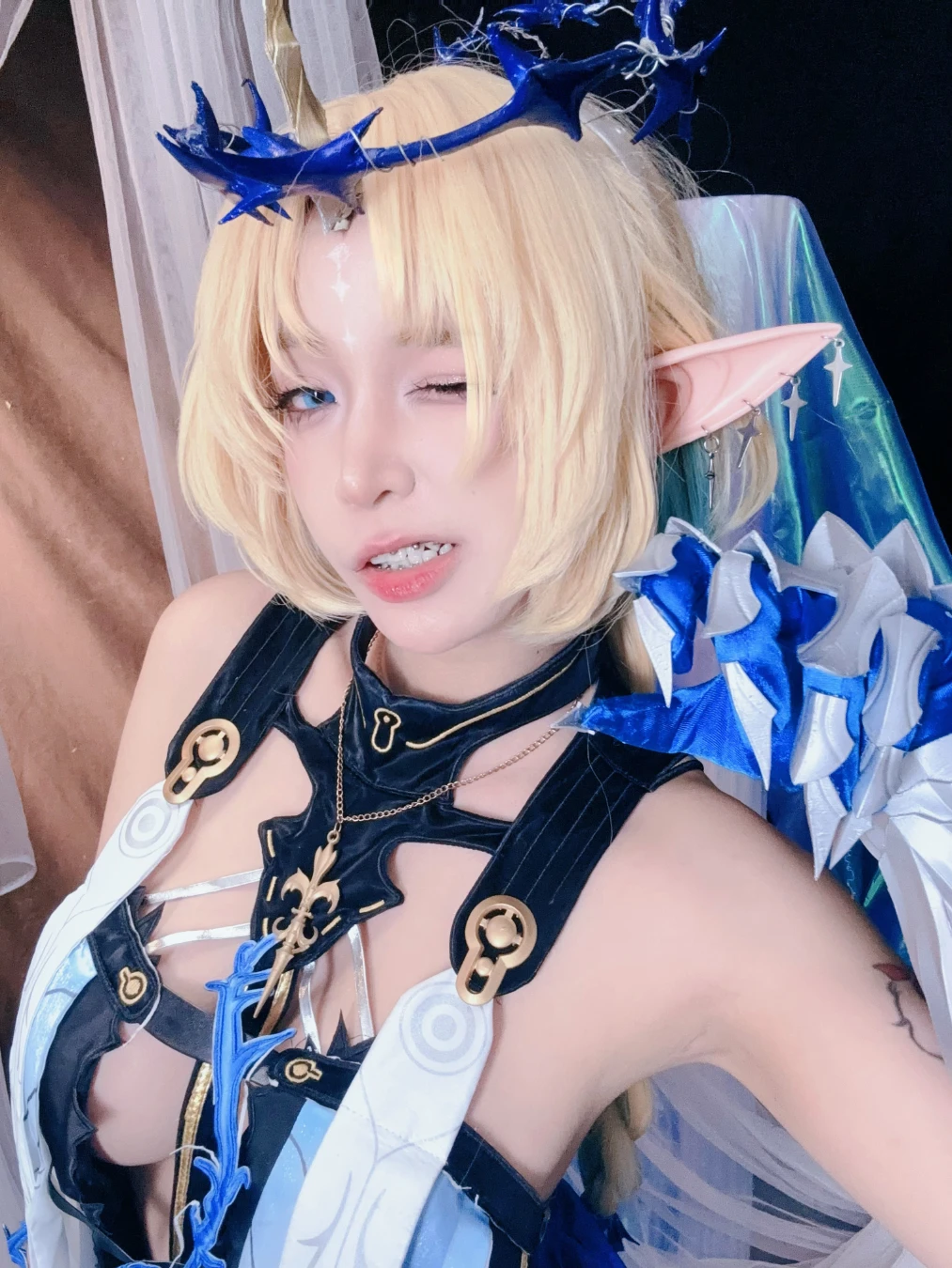 Umeko J cosplay Fleurdelys Wuthering Waves 73