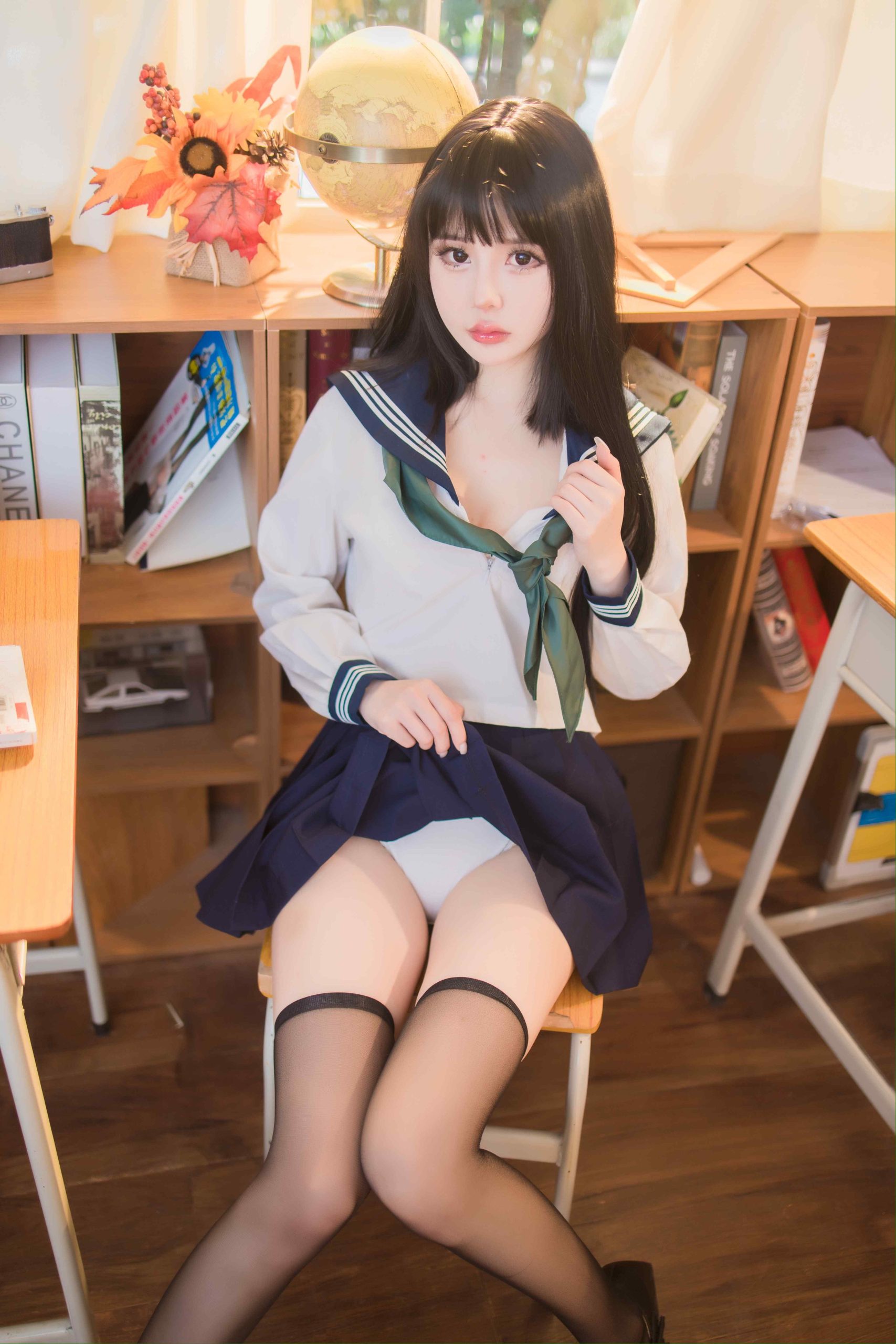 您的蛋蛋 ddanlikeu Contrast School Girl 4 scaled